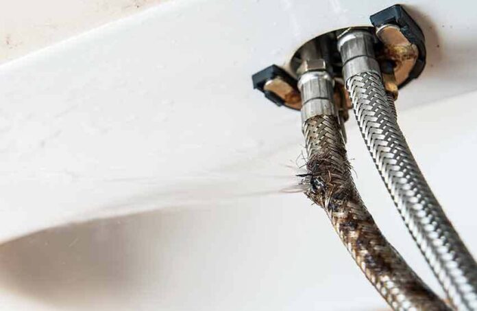How Home Insurance Policies Typically Handle Escape of Water Claims in the UK